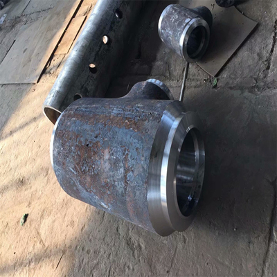 معدات خطوط الأنابيب Equal Tee ASTM A234 WPB Butt Weld Reducing Tee حسب الطلب