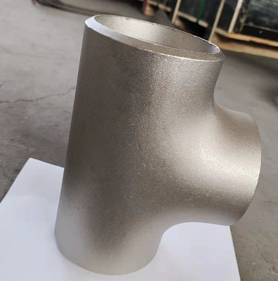 DN200 الصليب الفولاذ المقاوم للصدأ تركيبات مزورة ASTM A403 1.4301