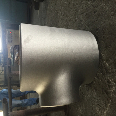 1/2 - 42 بوصة API 5L تخفيض عبر تركيب DN2000 Sch40 ANSI B16 9 Tee Seamless