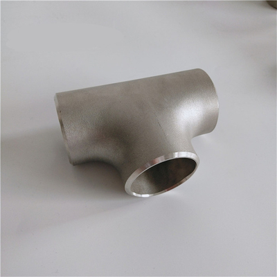 ASME B16.9 DN50 الكربون الصلب المحملات غير الملحومة ASTM A234 WPB Equal Tee Pipe Fitting