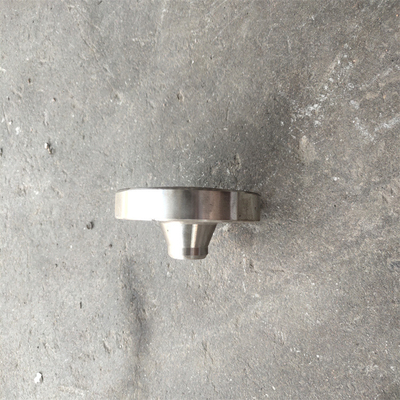Ansi B16.5 150lb حواف أنابيب ملحومة برقبة تركيب وجه مرتفع